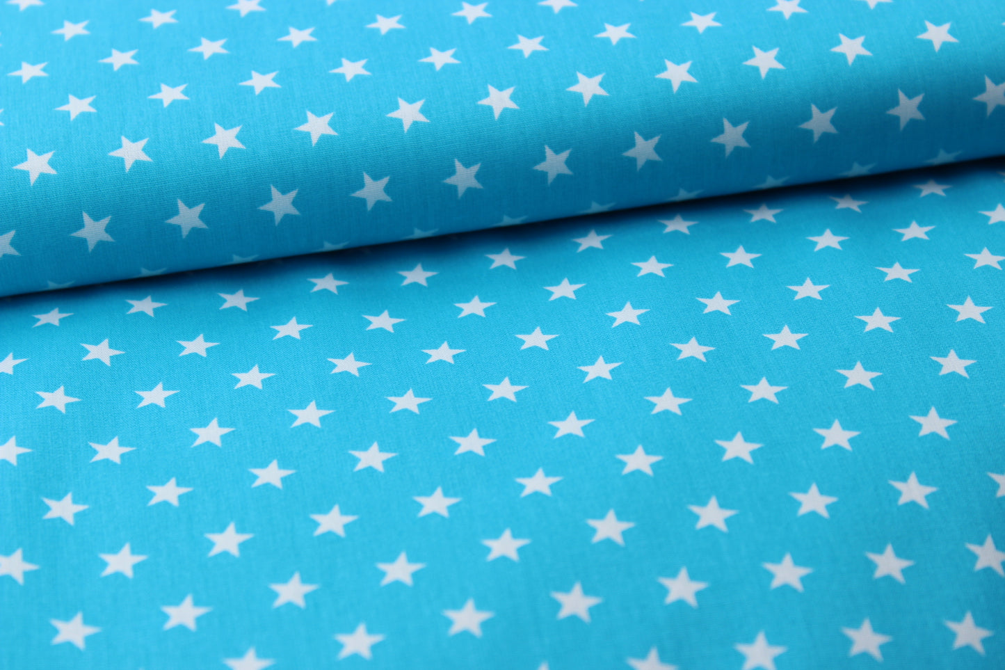 Baumwolle Sterne weiß hellblau *Breite 145cm*