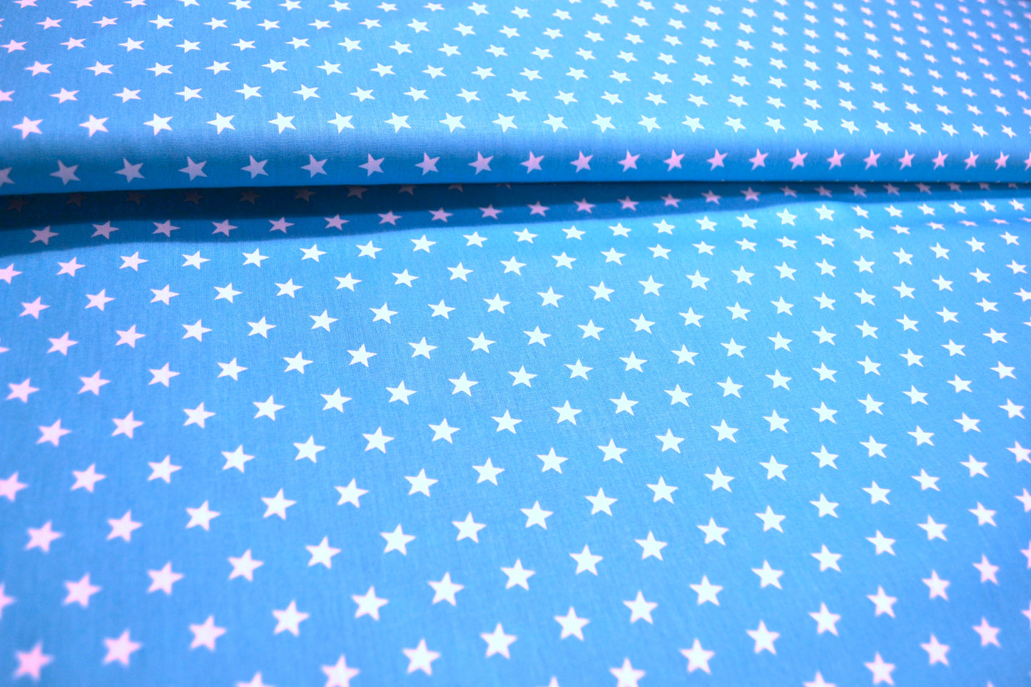 Baumwolle Sterne weiß hellblau *Breite 145cm*