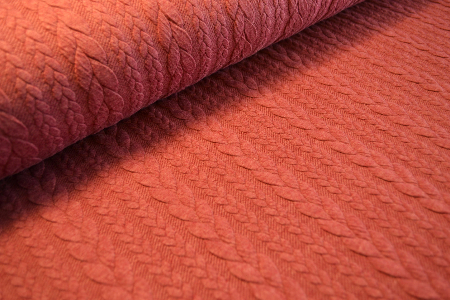 French Terry Sweat "Zopfmuster 3D" berry *Breite 164cm*