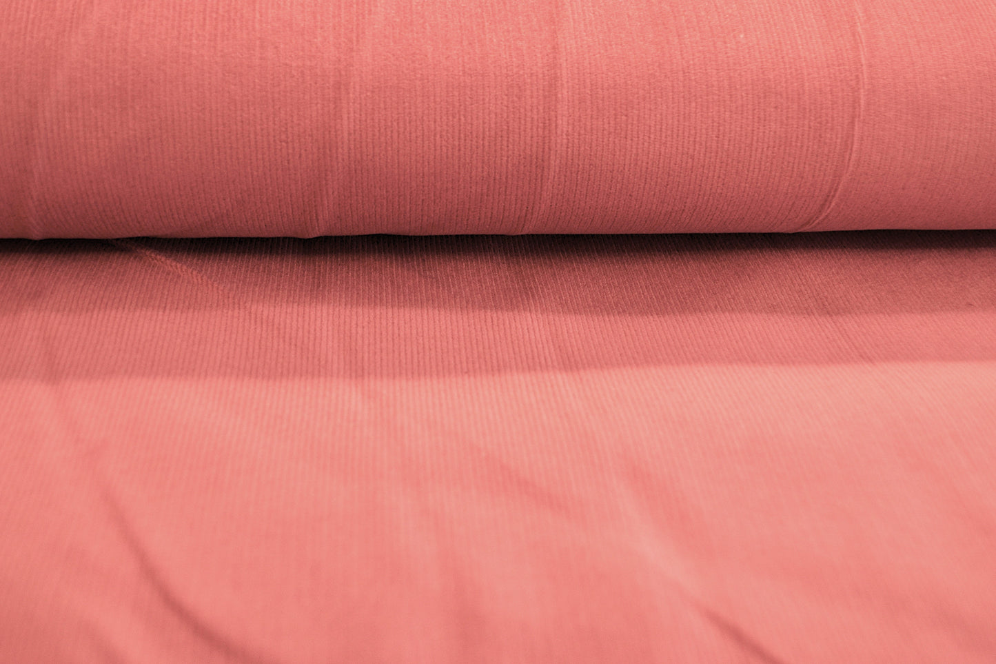 Feincord uni rosa *Breite 141 cm*
