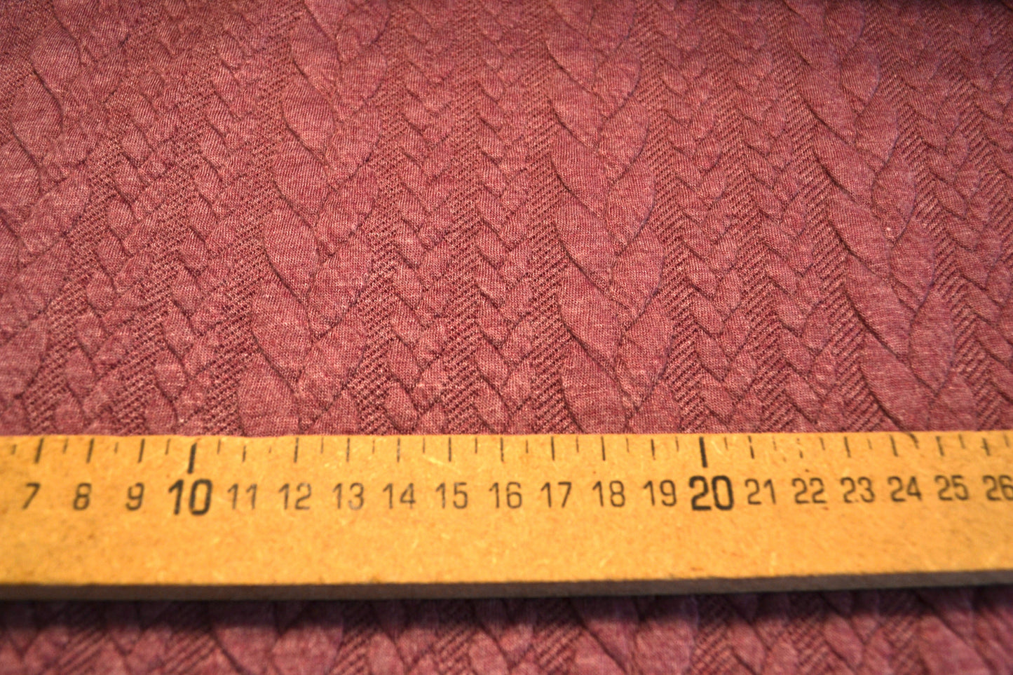 French Terry Sweat "Zopfmuster 3D" berry *Breite 164cm*