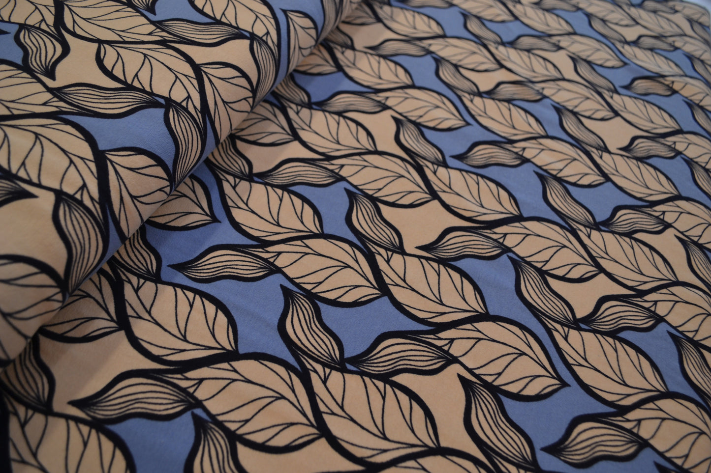Baumwoll Jersey Blätter apricot blau *Breite 148cm*