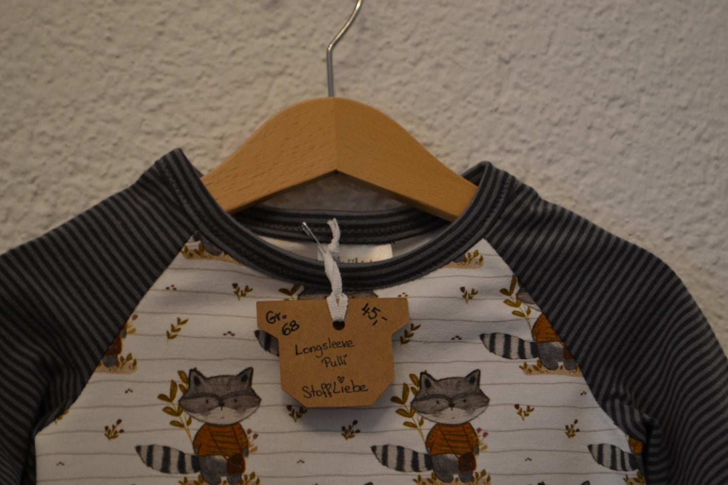 Langarmshirt Waschbär weiß grau gestreift Gr. 68