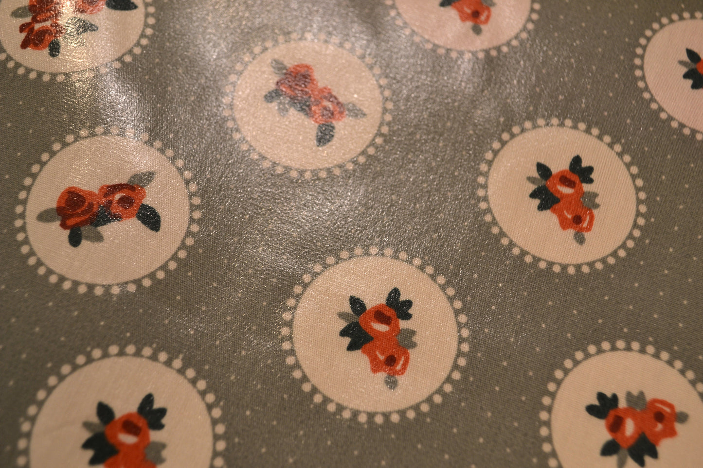 Beschichtete Baumwolle "Rosen" grau rosé grün *Breite 150cm*