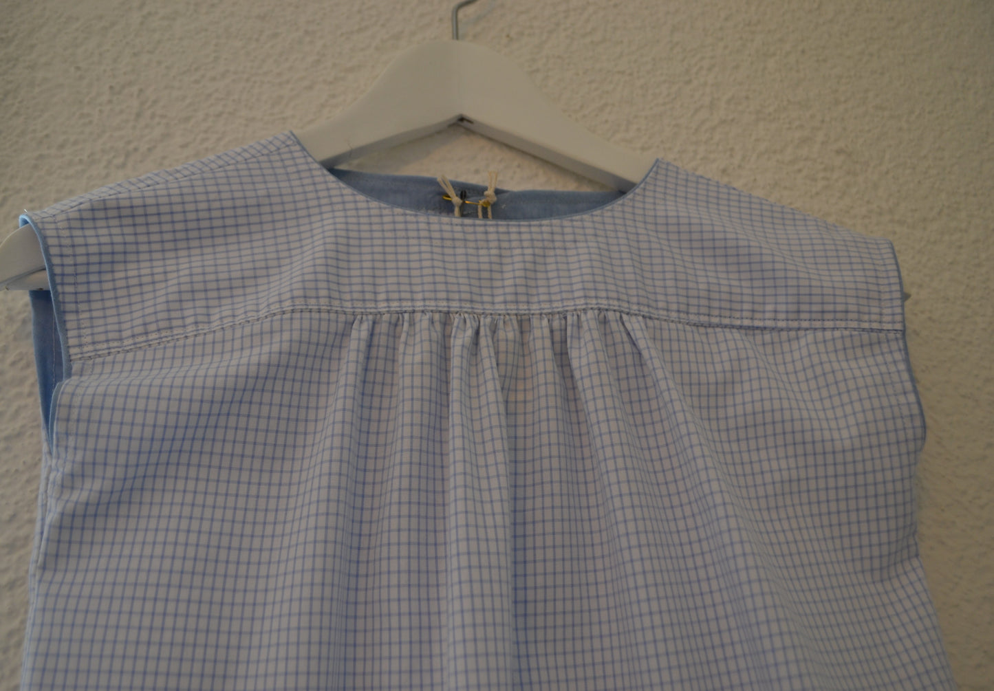 Baumwollkleid hellblau Karo Gr. 116