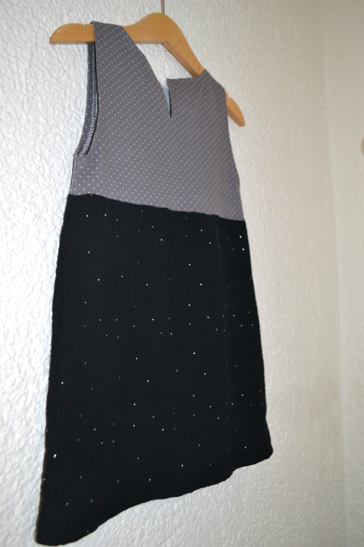 Sommerkleid Musselin grau schwarz Gr. 86/92
