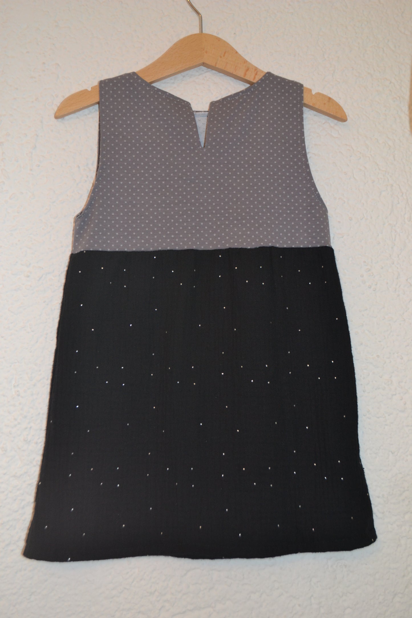 Sommerkleid Musselin grau schwarz Gr. 86/92