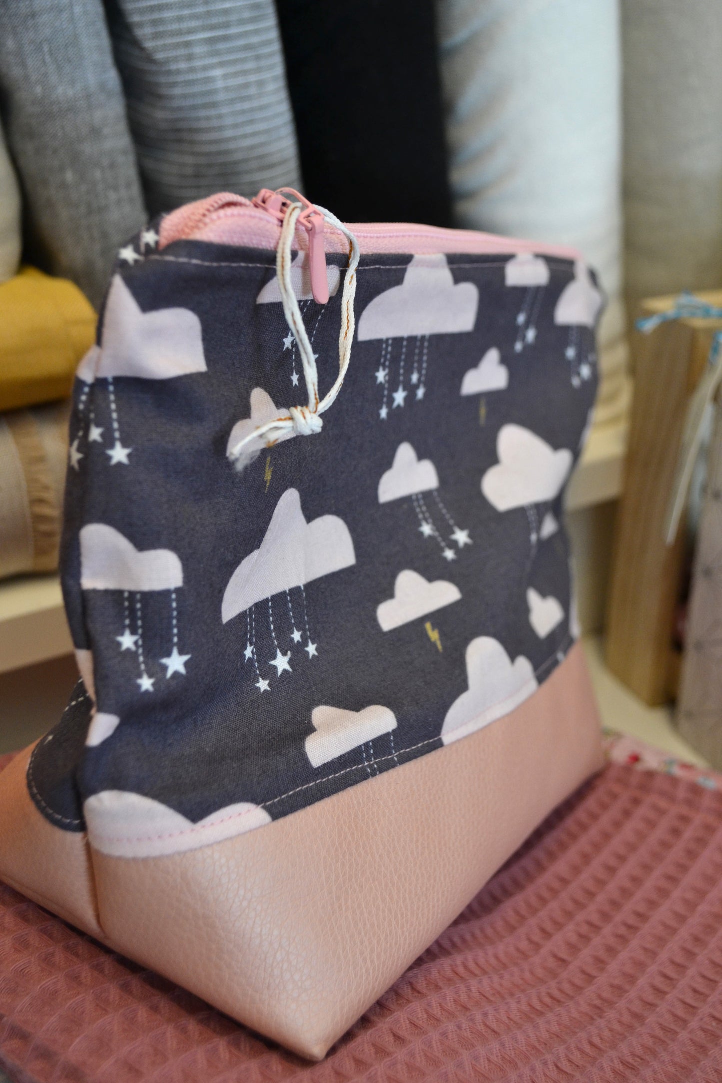 Kosmetiktasche "Rosa Wolken"