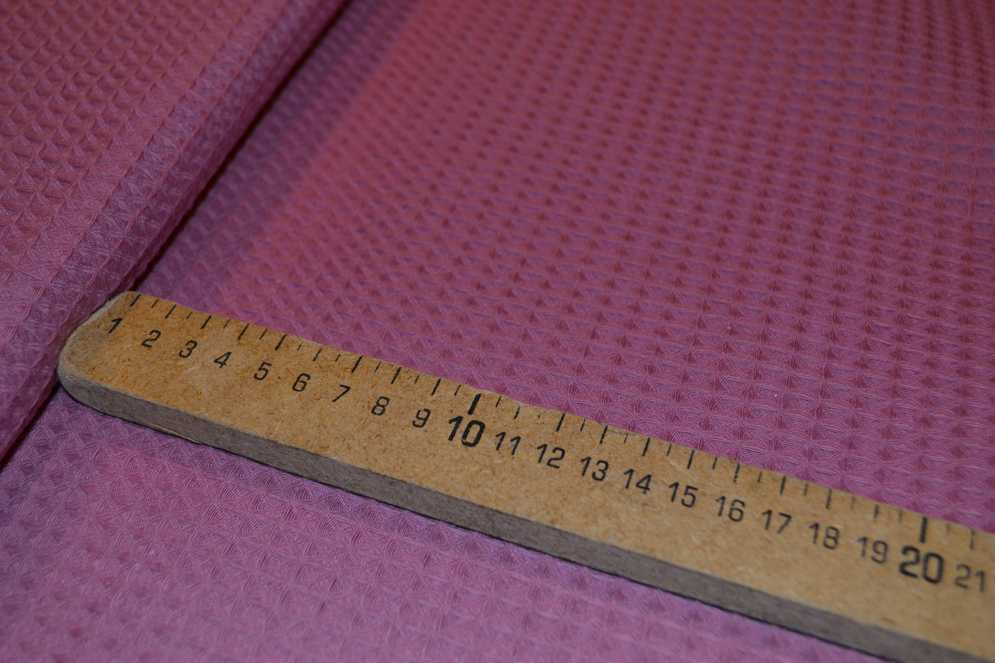 Waffelpiquée uni beere *Breite 151 cm*