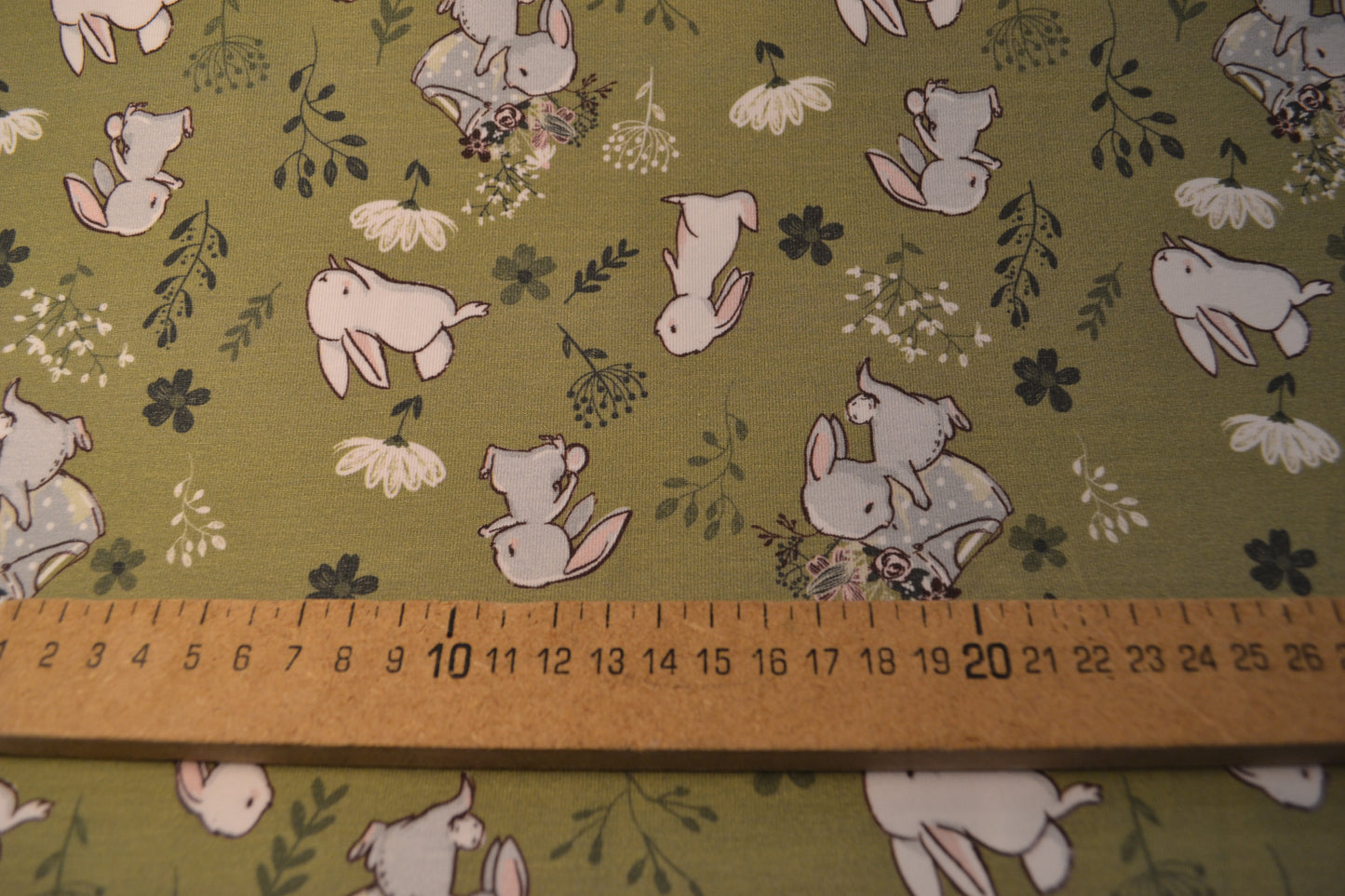 Baumwoll Jersey "Hase" grau weiß grün *Breite 145cm*