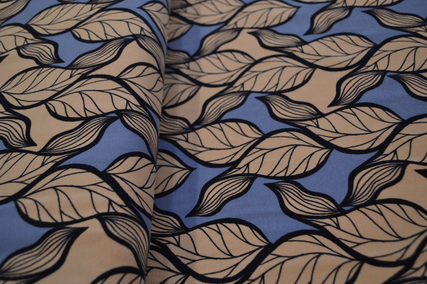 Baumwoll Jersey Blätter apricot blau *Breite 148cm*