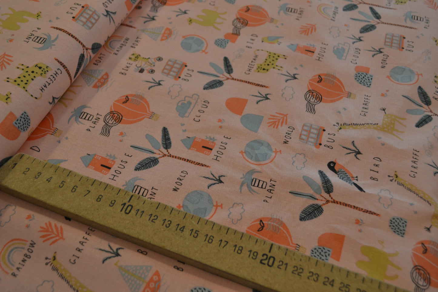 Baumwolle "Urlaubsmotive" apricot *Breite 144 cm*