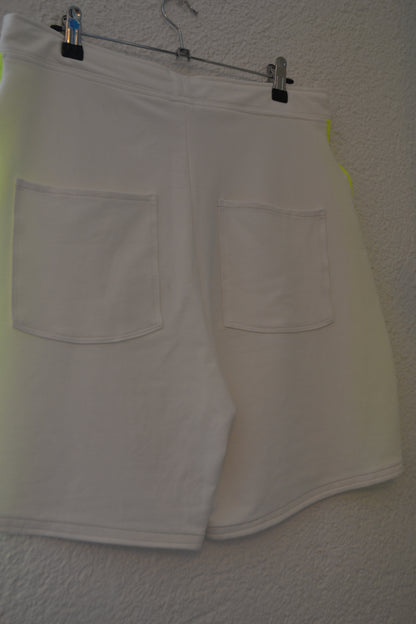 Kurze Hose weiß neongelb Gr. 38/M