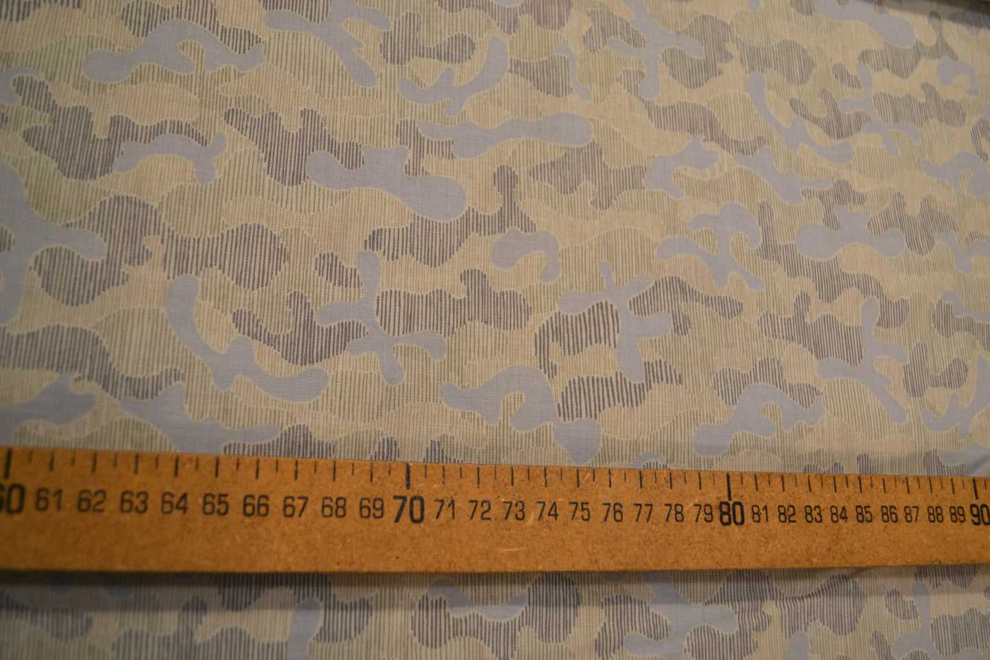 Patchwork Baumwolle "Camouflage" hellblau grau *Breite 110 cm*