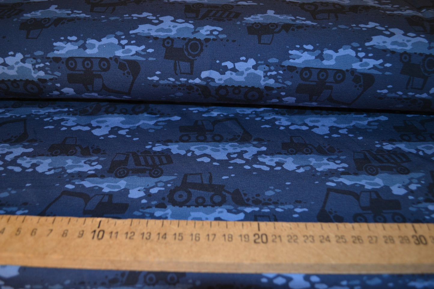 French Terry Sweat "Baufahrzeuge Camouflage" blau *Breite 144cm*