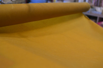 Oilskin uni curry *Breite 148cm*