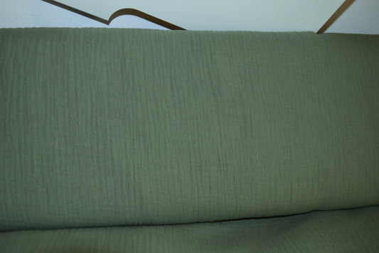 Musselin uni olivgrün *Breite 136cm*