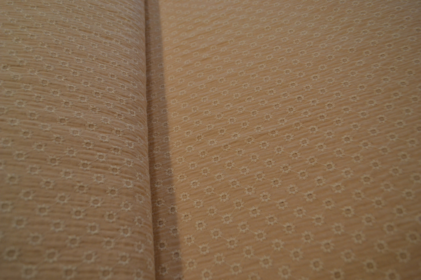Musselin Blumenstickerei creme beige *Breite 144cm*