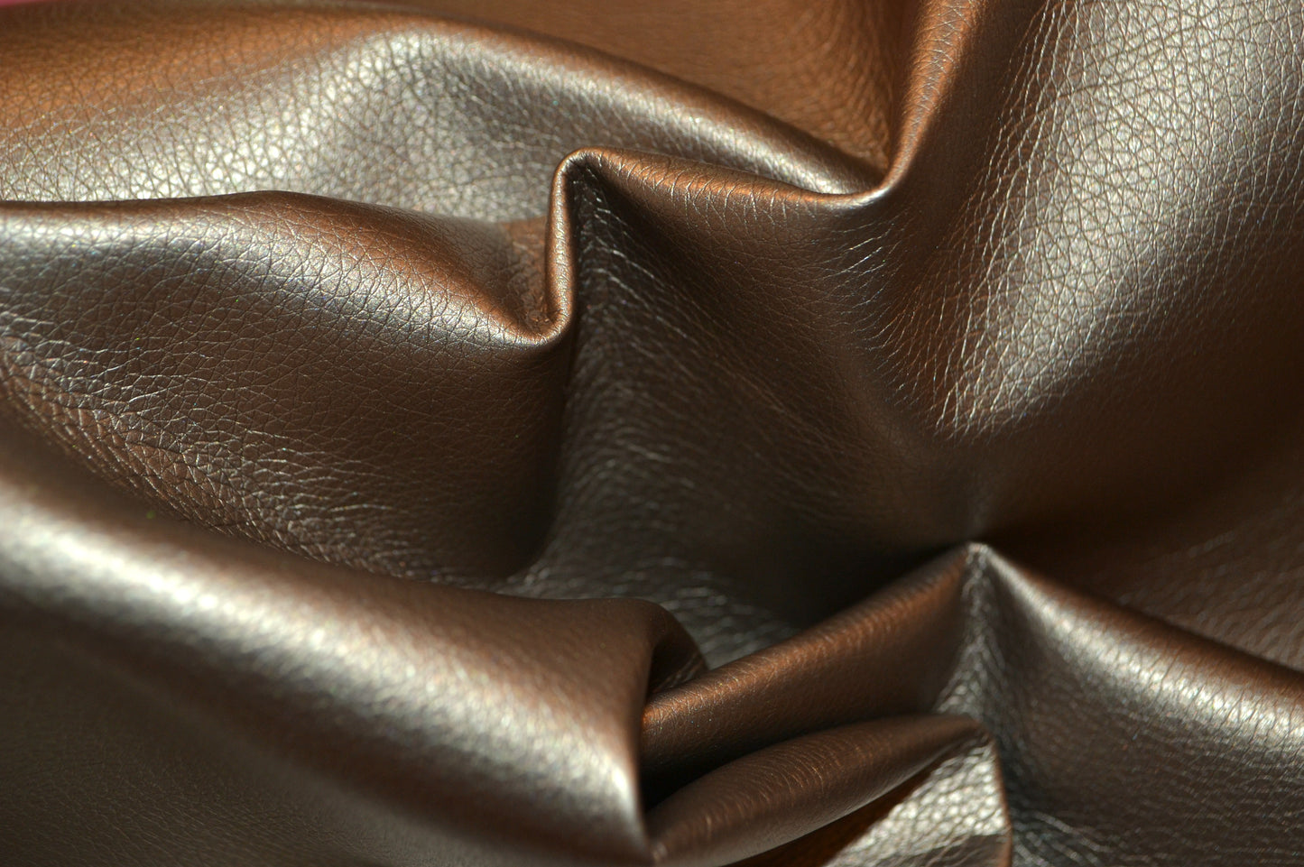 Kunstleder uni bronze gold *Breite 142cm*