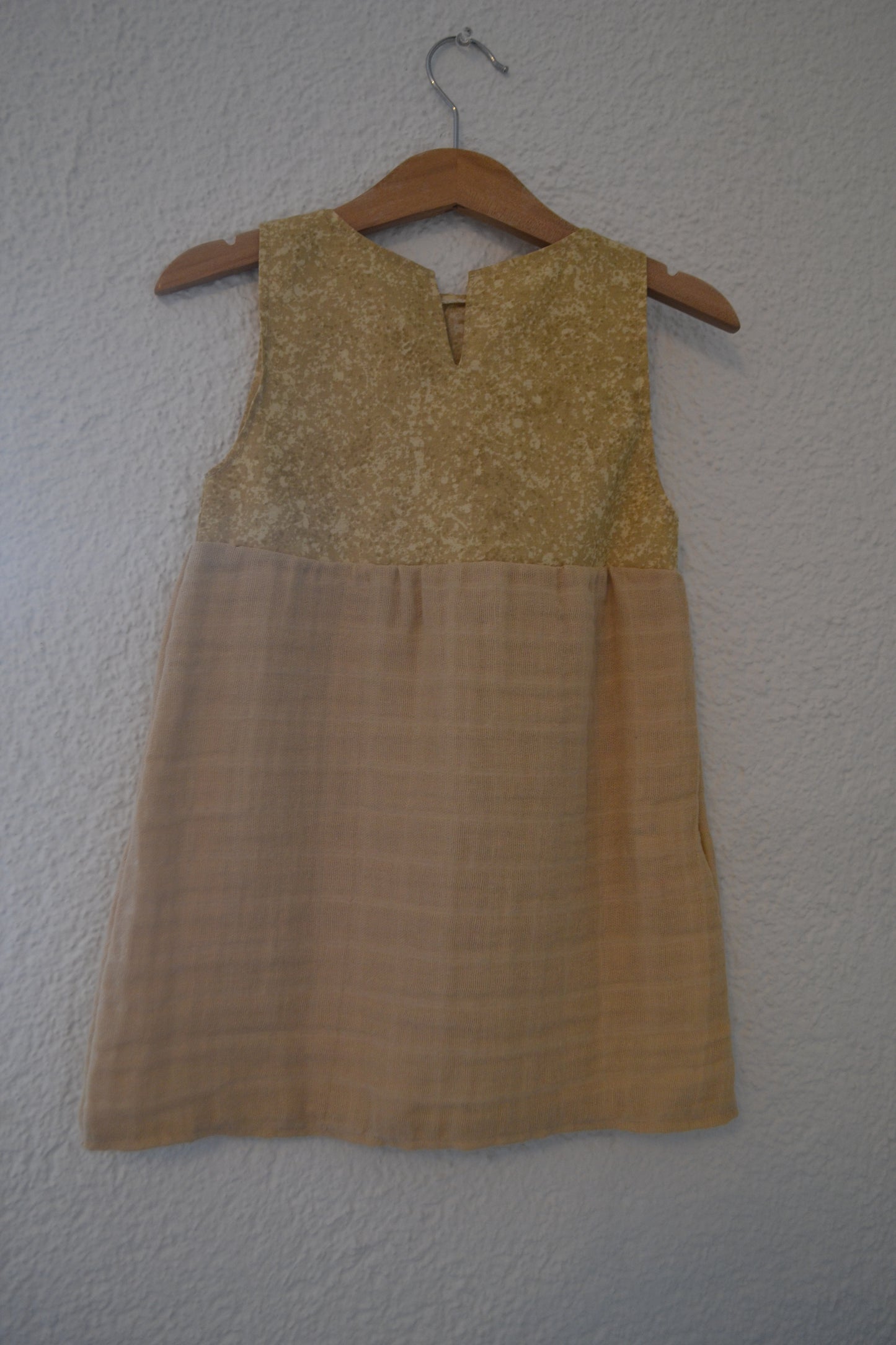 Sommerkleid Musselin beige Gr. 86/92