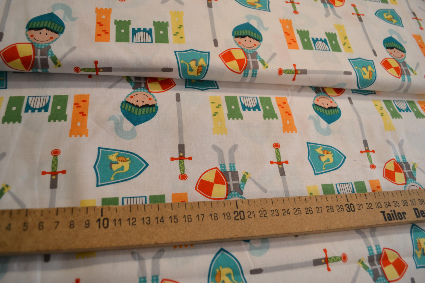 Patchwork Baumwolle "Ritter Burg" bunt weiß *Breite 110 cm*