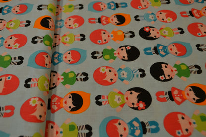 Patchwork Baumwolle "Puppen" bunt hellblau *Breite 110 cm*