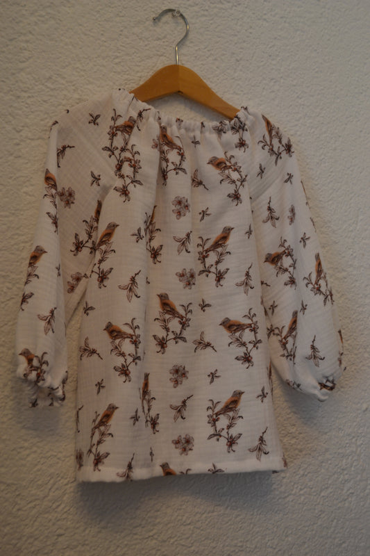 Musselinbluse Vögel Blumen Äste weiß Gr. 92